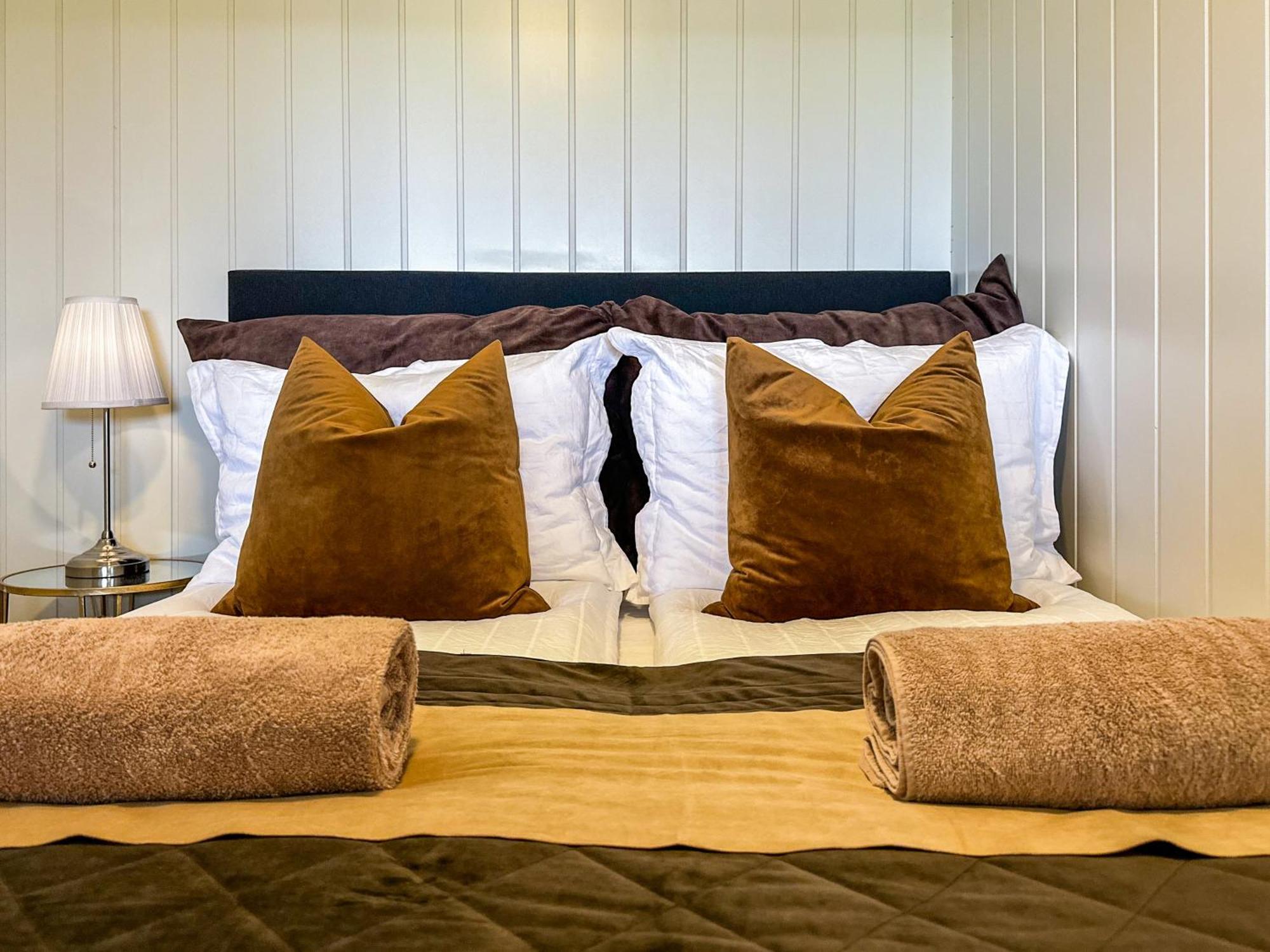 Panorama View - Free Parking - Perfect For Couples Appartamento